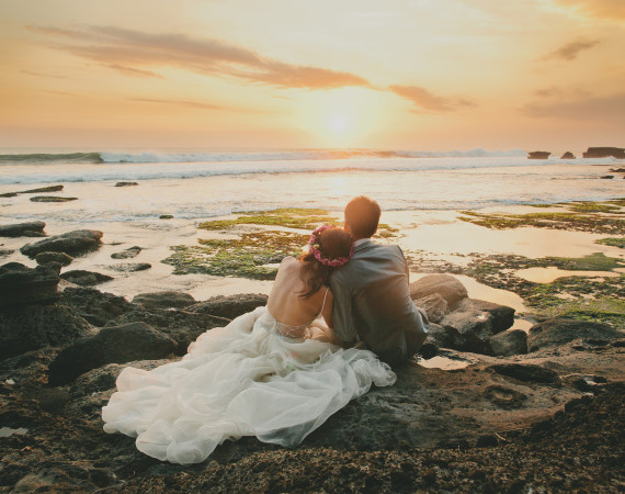 Bali Pre Wedding Tanah Lot Hery Portrait