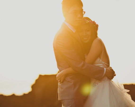 Bali Wedding Photo at Tanah Lot - Hery Portrait