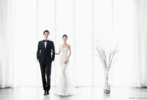 Korean wedding photography studio photos by Timetwo Studios