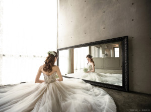 Korean wedding photography studio photos by Timetwo Studios