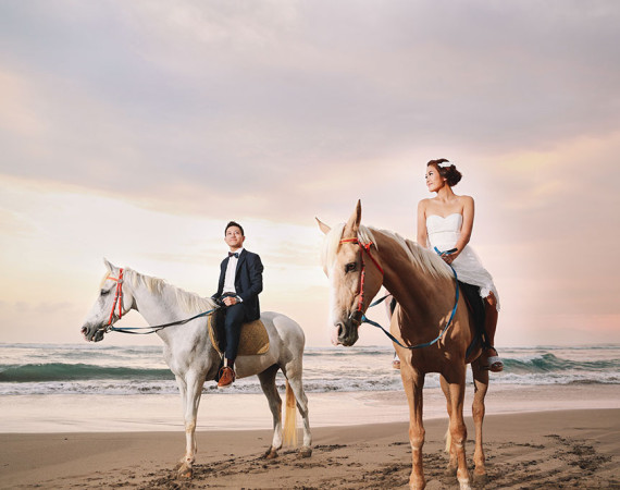 Bali Prewedding Photography at Canggu Beach by Maxtu Photography