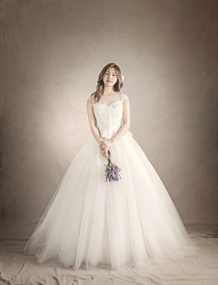 Image of best korean wedding dress
