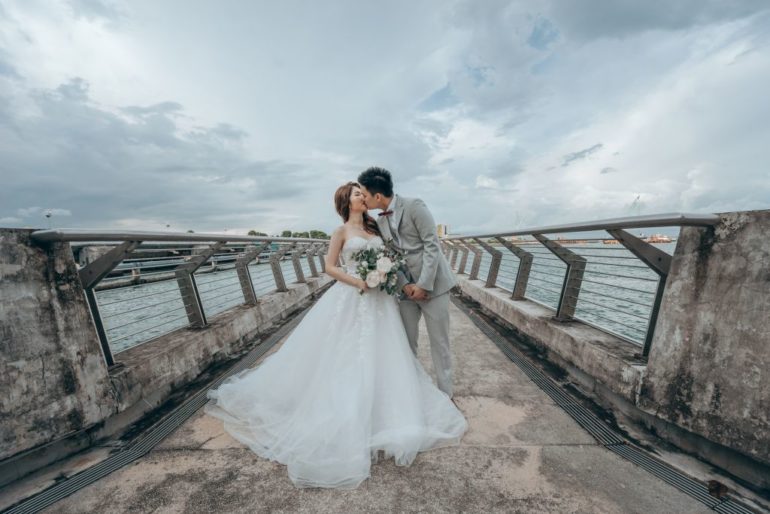 singapore wedding photoshoot marina barrage