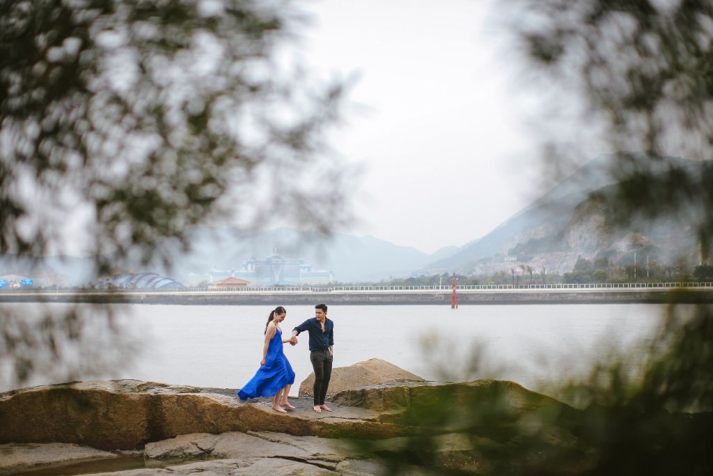 macau engagement photo session by Leighton Andante
