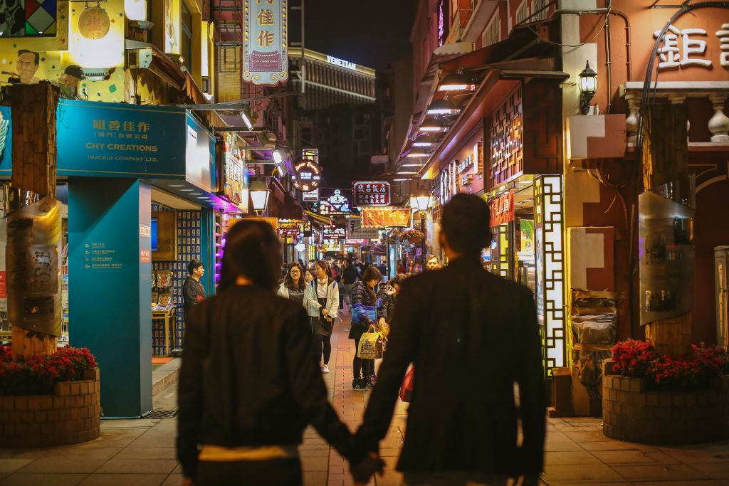 macau engagement photo session by Leighton Andante