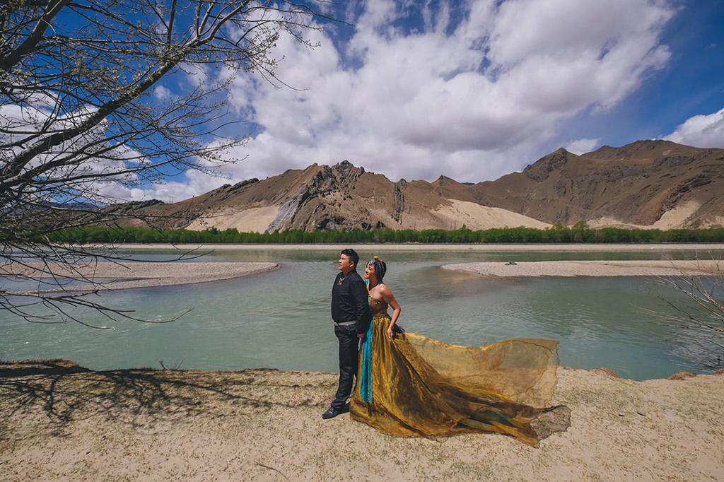 tibet lhasa prewedding photoshoot by knottin visuals