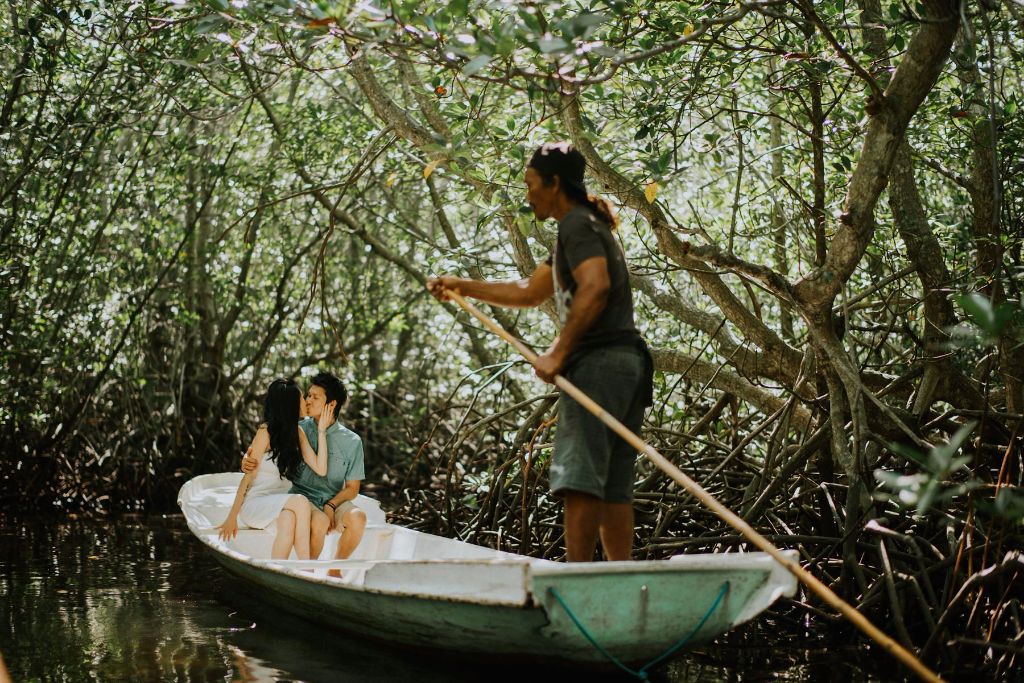 engagement photo lembongan mangrove