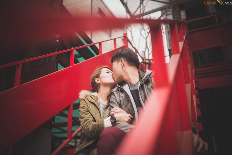 korean couple shoot hongdae shopping