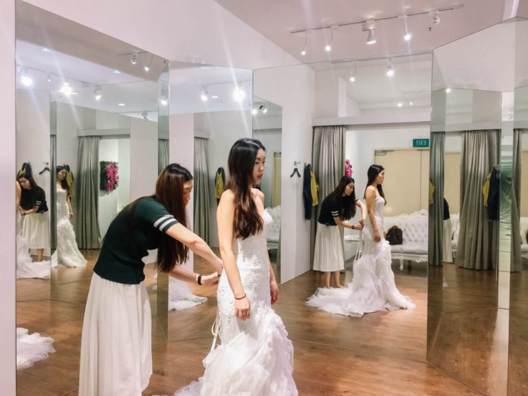 Review The Gown Warehouse What Goes On Inside A Gown Boutique