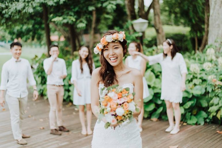 10 Floral Crowns To Brighten Your Look - Andri Tei Photography 3