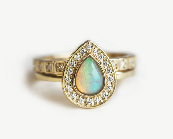 Unique Engagement Rings - Capucinne $3343