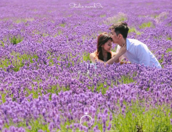 Summer engagement photo ideas - Studio numb9r