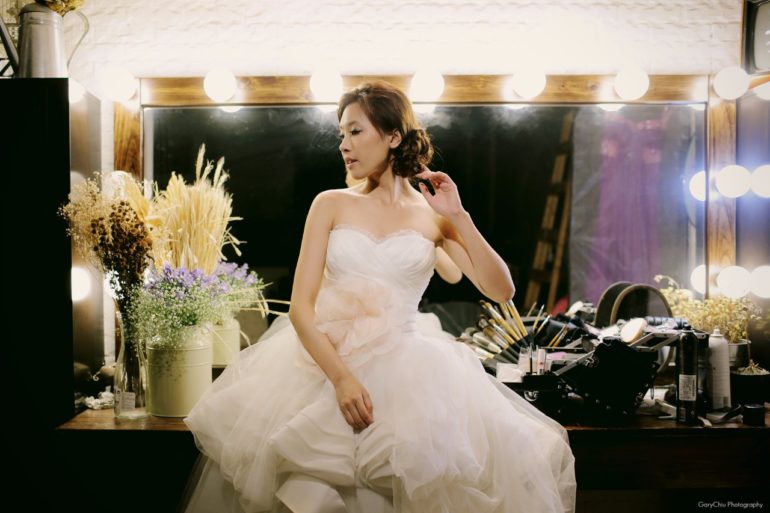 Choosing the right lingerie for your wedding dress - we show you how - Her  World Singapore