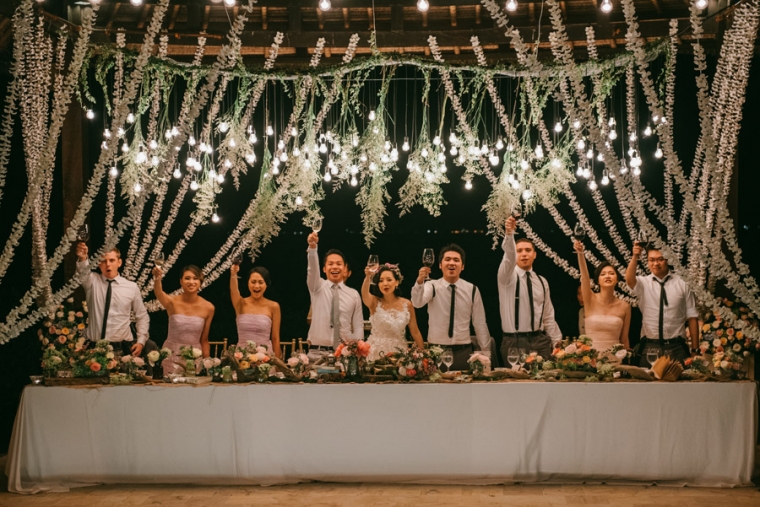 Wedding decoration ideas - Diktat Photography Garland