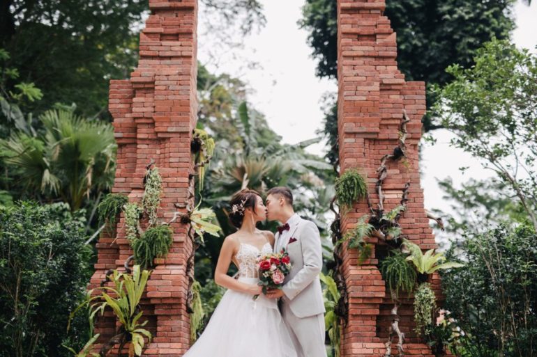 sinagpore wedding photoshoot fort canning park
