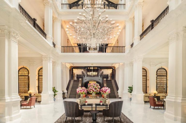 singapore wedding photoshoot raffles hotel