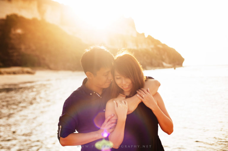 Pre-wedding Photoshoot Poses Ideas - Padi Photography