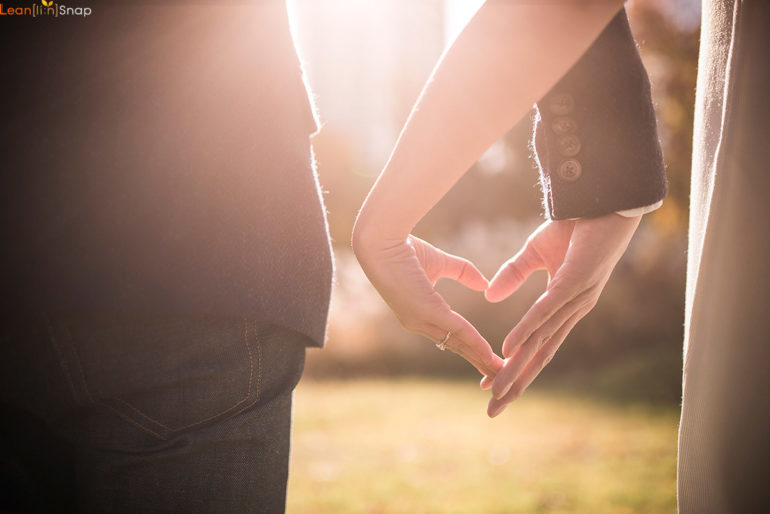 Pre-wedding Photoshoot Poses Ideas - LeanSnap