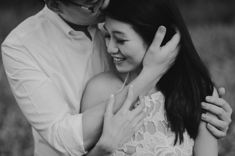 Pre-wedding Photoshoot Poses Ideas - Andri Tei Photography