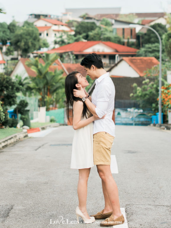 Pre-wedding Photoshoot Poses Ideas - LoveLens