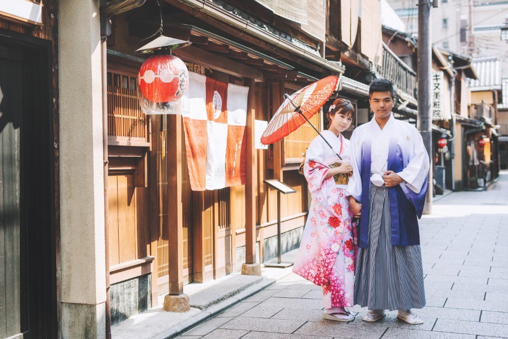 Your Comprehensive Guide To Kimono Rental And Photoshoot ...