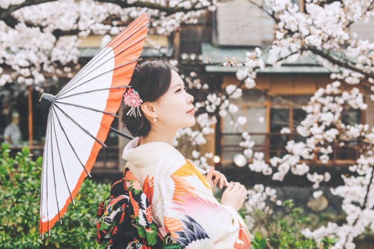 Your Comprehensive Guide To Kimono Rental And Photoshoot ...