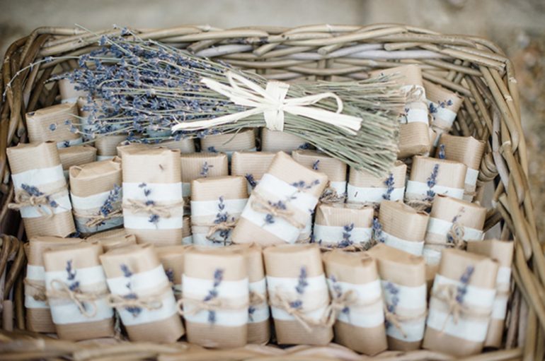 10 Practical Wedding Favours That Your Guests Will Thank You For