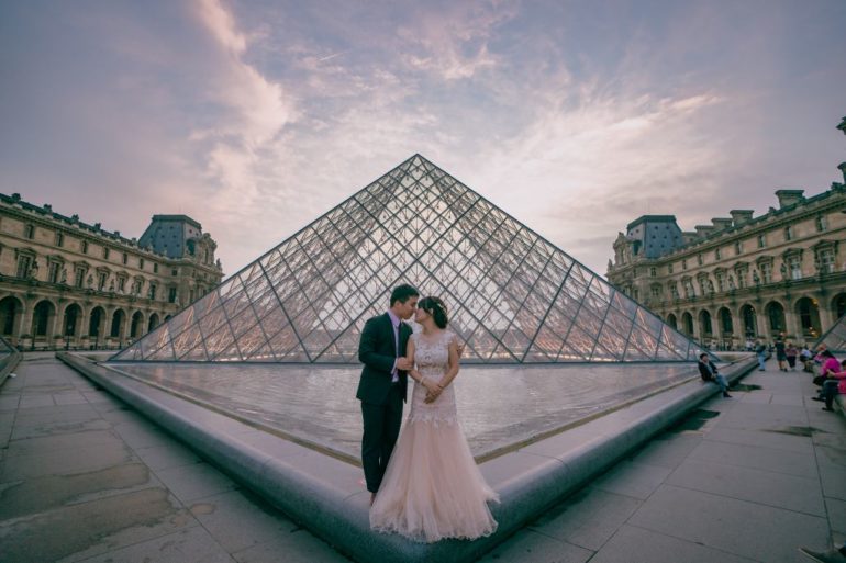 Paris The Louvre wedding photoshoot