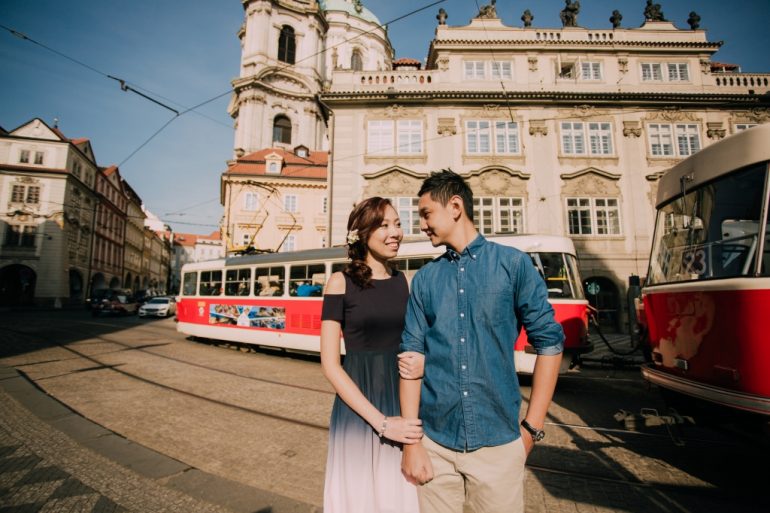 wedding photography prague streets tram