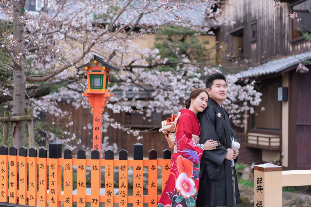 kyoto wedding photoshoot gion district