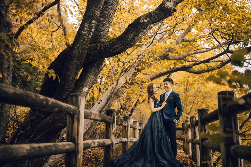 tokyo autumn wedding photoshoot forest