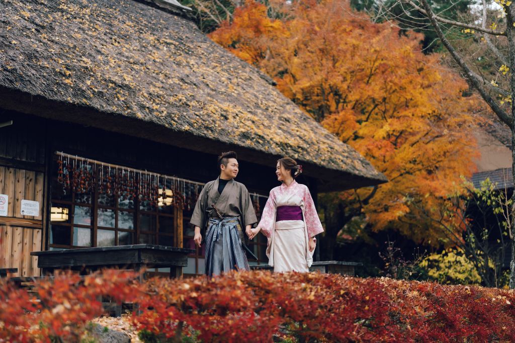 tokyo autumn kimono wedding photoshoot Iyashinosato Village