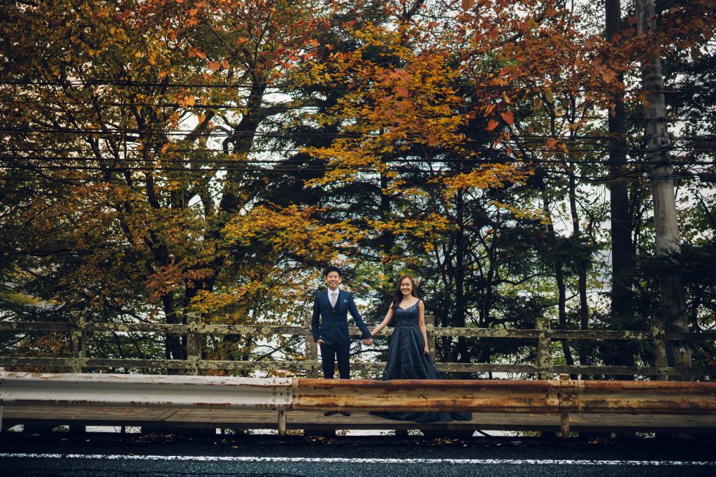 tokyo autumn wedding photoshoot forest