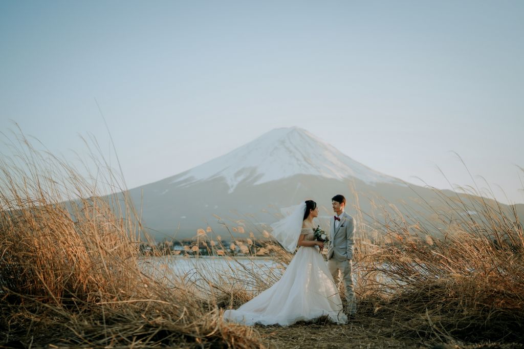 tokyo wedding photoshoot mt fuji