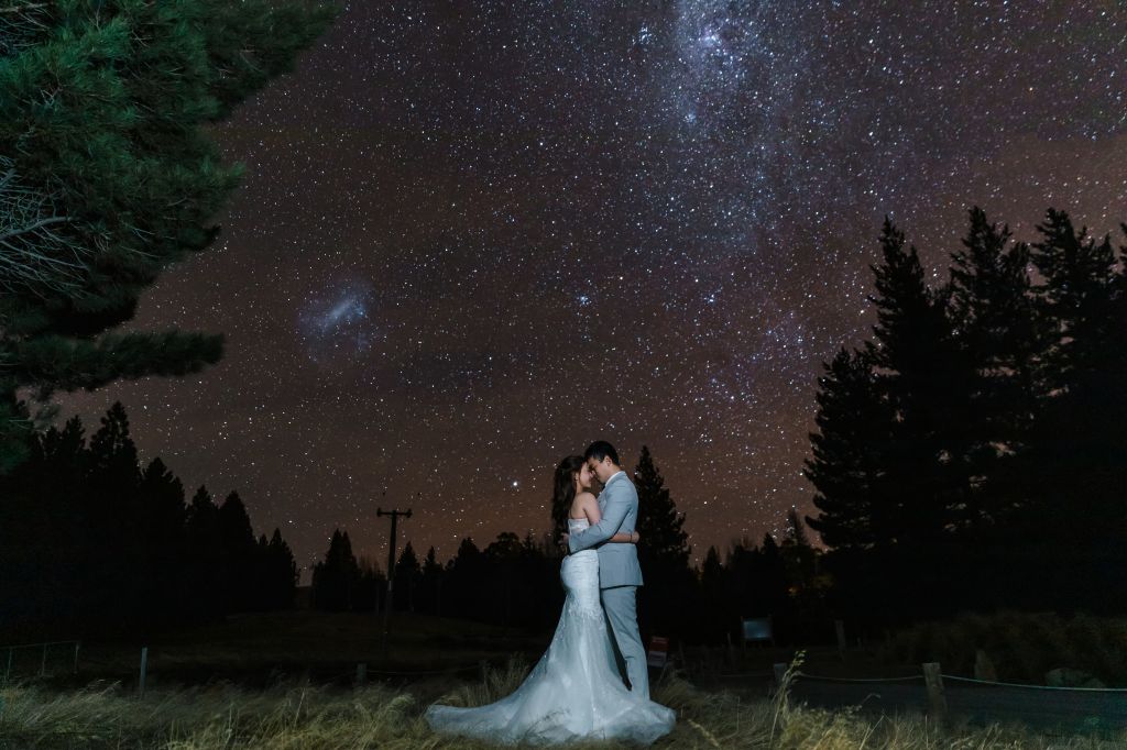 new zealand night wedding photoshoot stars