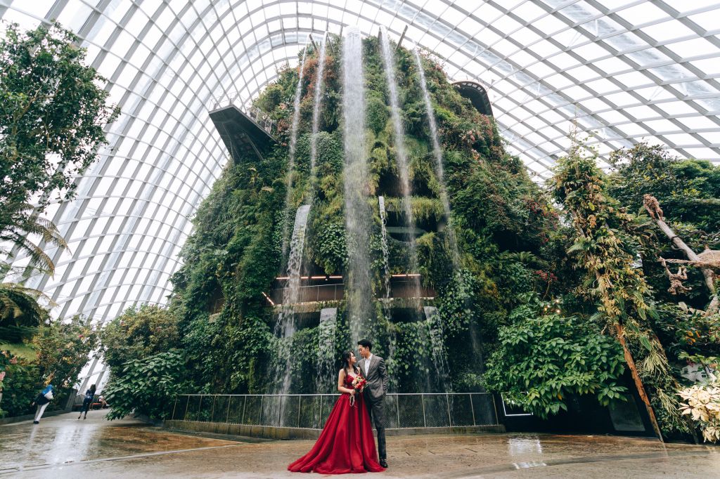 singapore wedding photoshoot gardens by the bay