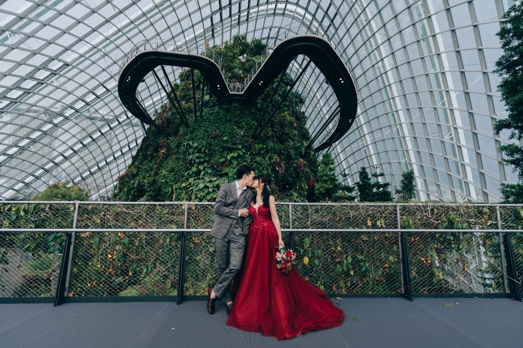 singapore wedding photoshoot gardens by the bay