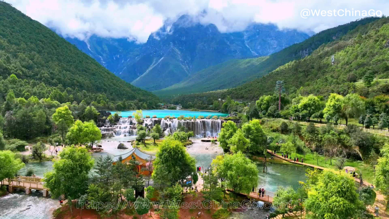 Blue Moon Valley